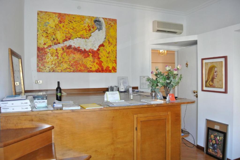 Le Petit Real Hotel Rome Bagian luar foto