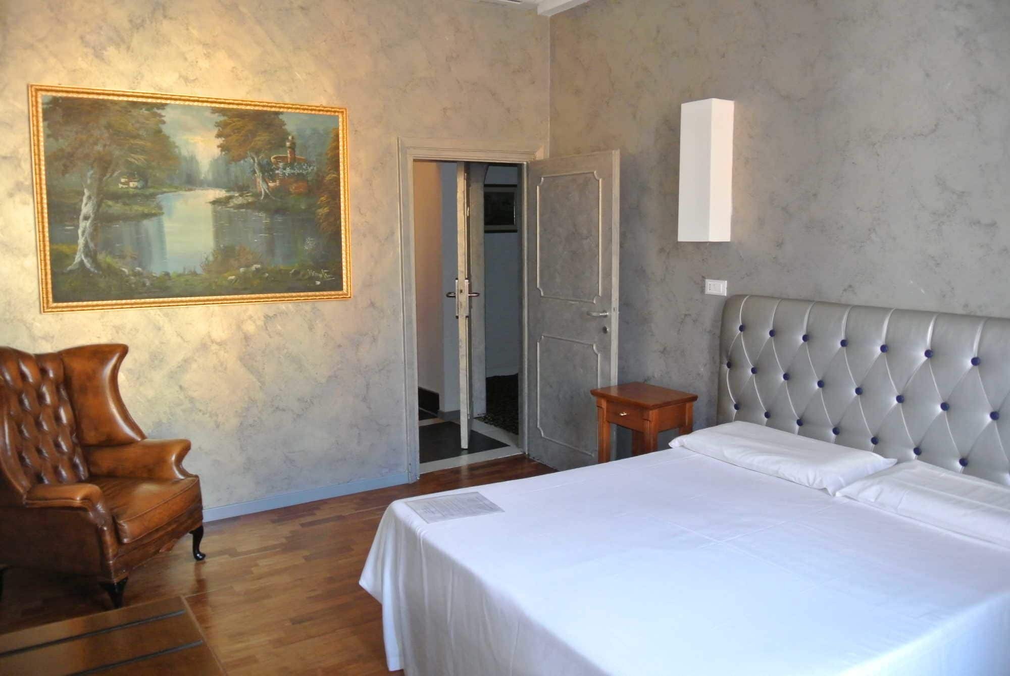 Le Petit Real Hotel Rome Bagian luar foto