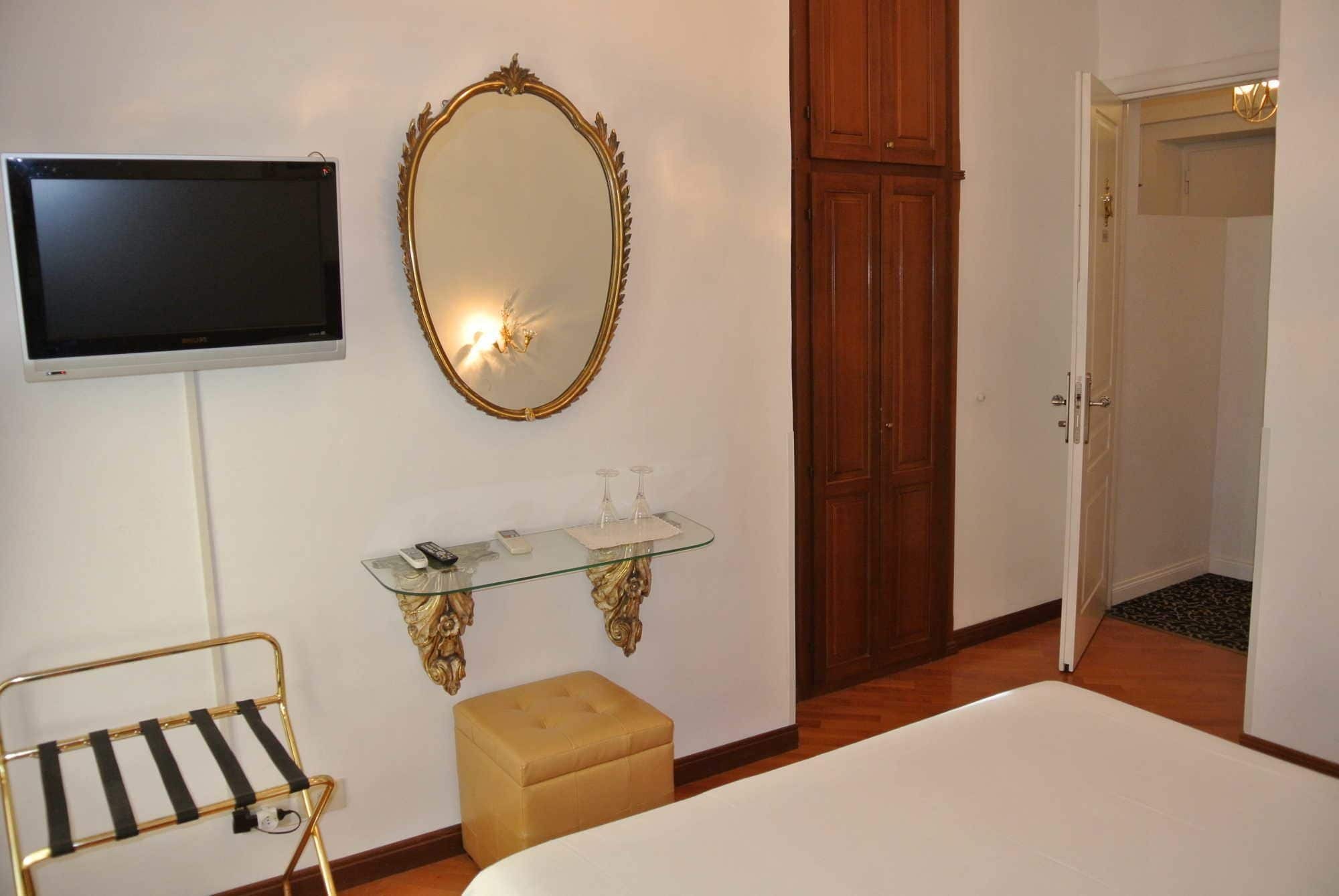 Le Petit Real Hotel Rome Bagian luar foto